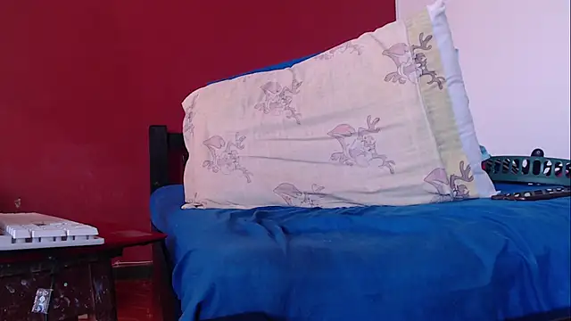 Snapshot of Freyja_eter chatting on December 8, 6:06 pm Freyja eter online show from December 8, 6:06 pm