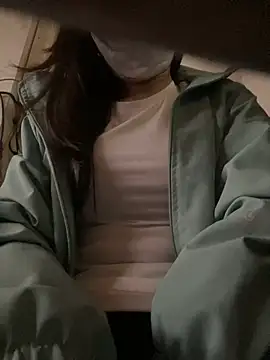 Snapshot of Tuongvy05 chatting on February 27, 3:48 pm Tuongvy05 online show from February 27, 3:48 pm