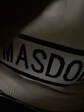 Snapshot of Tuongvy05 chatting on November 6, 3:35 pm Tuongvy05 online show from November 6, 3:35 pm