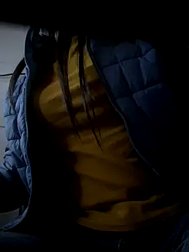 Snapshot of Tuongvy05 chatting on December 3, 2:48 pm Tuongvy05 online show from December 3, 2:48 pm