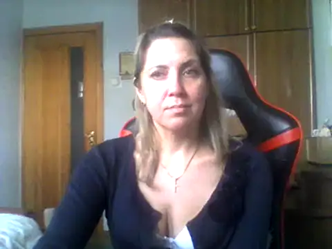 Snapshot of IrinaB1 chatting on February 9, 12:19 pm IrinaB1 online show from February 9, 12:19 pm