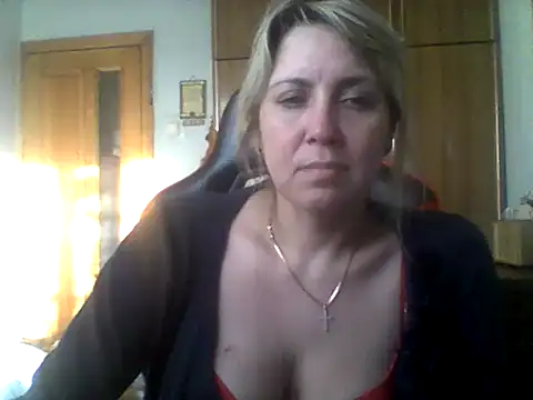 Snapshot of IrinaB1 chatting on February 10, 1:33 pm IrinaB1 online show from February 10, 1:33 pm