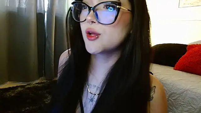 Snapshot of Susana_hank2 chatting on January 30, 7:59 pm Susana hank2 online show from January 30, 7:59 pm