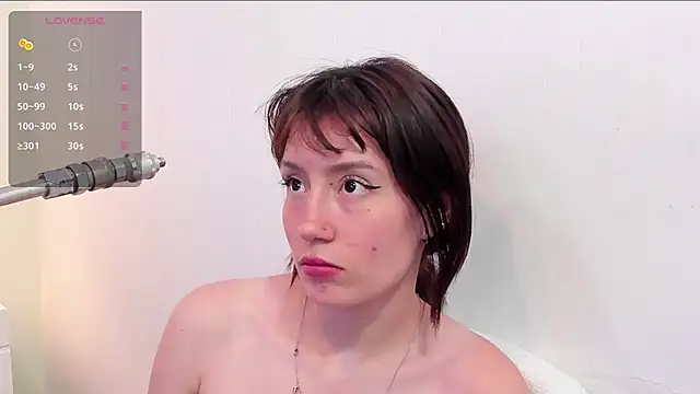 Snapshot of lizzy_davis_1 chatting on January 30, 3:22 am lizzy davis 1 online show from January 30, 3:22 am