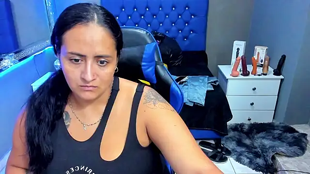 NikolPervertUnlimit online show from December 21, 1:13 am