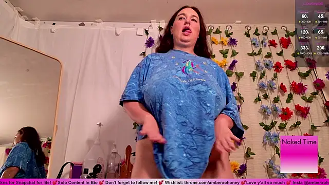 Snapshot of amberxoxhoney chatting on October 25, 7:08 pm amberxoxhoney online show from October 25, 7:08 pm