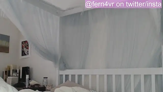 fern4ever online show from October 13, 8:09 pm