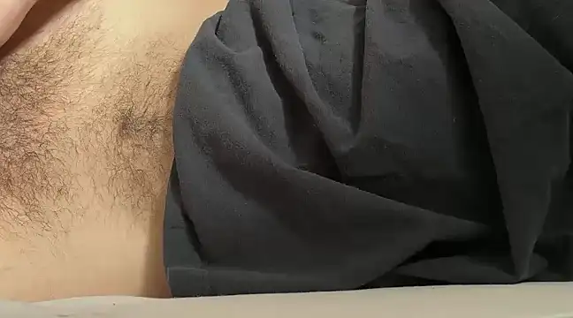 Snapshot of YoungHairyBi chatting on February 12, 11:18 am YoungHairyBi online show from February 12, 11:18 am