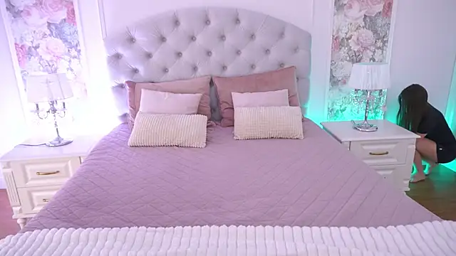 Mille Joy online show from March 20, 7:35 am