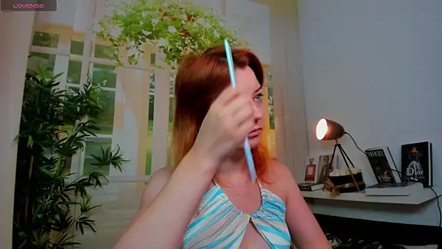 Snapshot of pretty_little_thing chatting on September 30, 5:12 am pretty little thing online show from September 30, 5:12 am