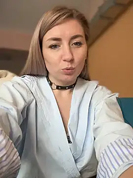 Snapshot of Crazy-Rosa chatting on December 31, 9:42 am Crazy-Rosa online show from December 31, 9:42 am