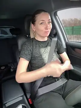 Snapshot of Crazy-Rosa chatting on March 8, 11:05 am Crazy-Rosa online show from March 8, 11:05 am