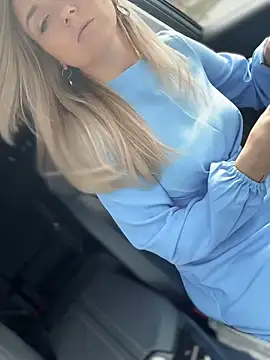 Crazy-Rosa online show from March 8, 6:06 am