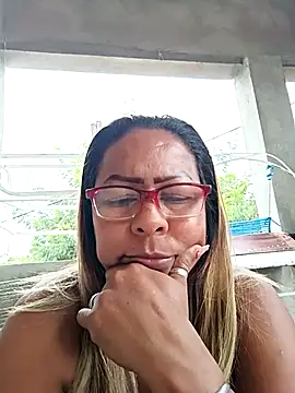 Afroditabichota online show from March 20, 9:35 pm