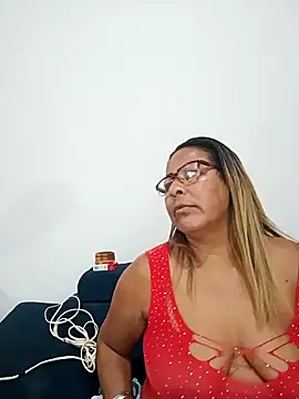 Afroditabichota online show from March 21, 12:40 am