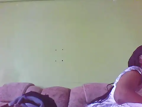 Snapshot of EBONYVANILLA02 chatting on October 15, 10:15 am EBONYVANILLA02 online show from October 15, 10:15 am
