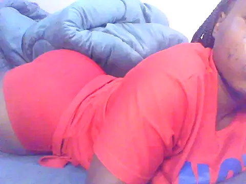 Snapshot of EBONYVANILLA02 chatting on October 22, 6:02 am EBONYVANILLA02 online show from October 22, 6:02 am