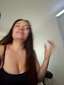 valery mora online show from December 24, 1:39 pm