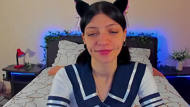 Snapshot of Lolly_Haze chatting on December 11, 5:43 am Lolly Haze online show from December 11, 5:43 am