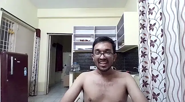 Snapshot of THE_NAKED_BOY chatting on February 4, 12:44 pm THE NAKED BOY online show from February 4, 12:44 pm