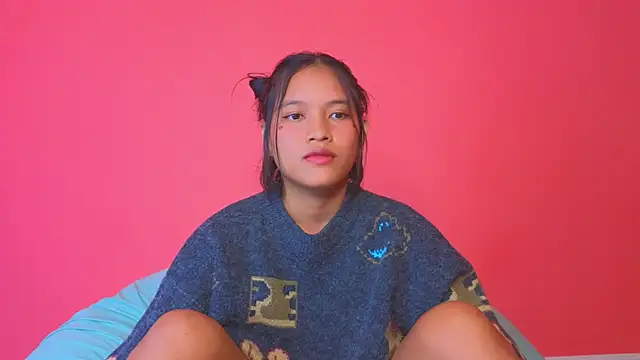 Snapshot of Natsu__ chatting on December 2, 3:25 pm Natsu online show from December 2, 3:25 pm