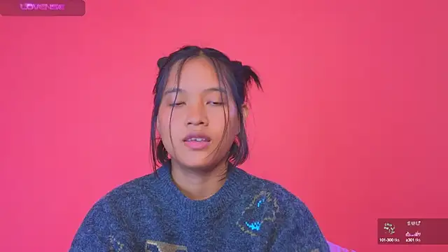 Snapshot of Natsu__ chatting on December 12, 1:53 am Natsu online show from December 12, 1:53 am