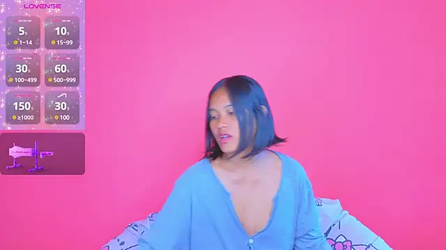 Snapshot of Natsu__ chatting on January 15, 5:50 am Natsu online show from January 15, 5:50 am