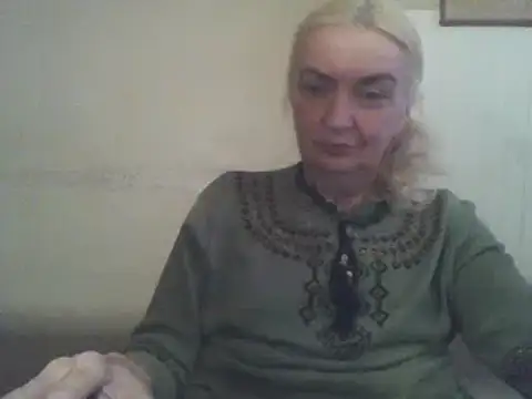 Snapshot of Meri798 chatting on May 17, 4:58 pm Meri798 online show from May 17, 4:58 pm