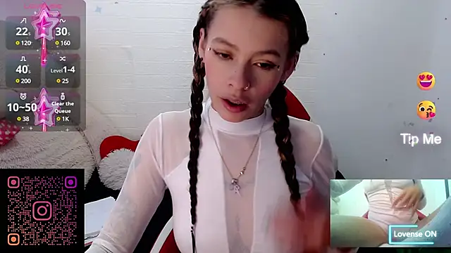 sweetlittlelisa online show from December 1, 7:14 pm