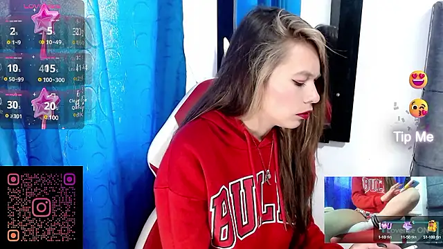 sweetlittlelisa online show from December 2, 8:44 pm