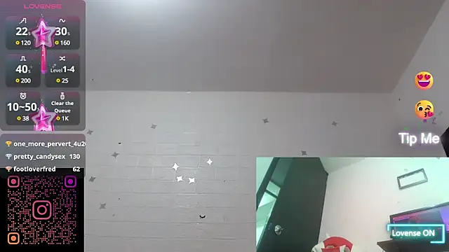 sweetlittlelisa online show from December 5, 9:06 pm