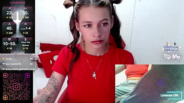 sweetlittlelisa online show from January 10, 10:15 pm