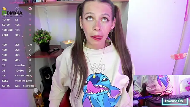 sweetlittlelisa online show from November 4, 10:20 pm