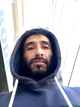 Snapshot of weedmanhot28 chatting on December 10, 1:22 pm weedmanhot28 online show from December 10, 1:22 pm