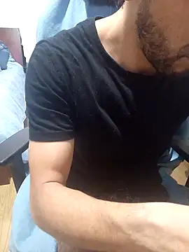 Snapshot of weedmanhot28 chatting on January 17, 2:50 am weedmanhot28 online show from January 17, 2:50 am