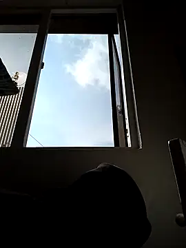 Snapshot of weedmanhot28 chatting on March 1, 1:29 pm weedmanhot28 online show from March 1, 1:29 pm