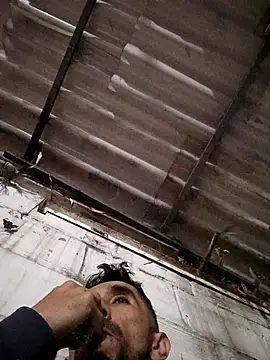 Snapshot of weedmanhot28 chatting on September 24, 12:36 am weedmanhot28 online show from September 24, 12:36 am