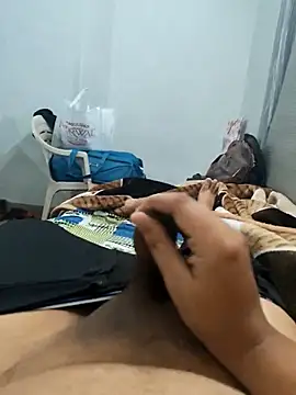 143n143143 online show from December 13, 7:53 pm