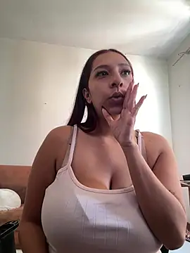 Snapshot of Dahian_XXX chatting on March 16, 1:49 pm Dahian XXX online show from March 16, 1:49 pm