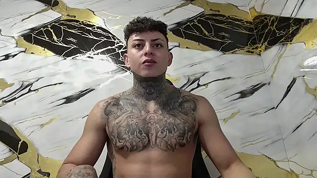 Kevin22 222 online show from January 3, 3:05 am