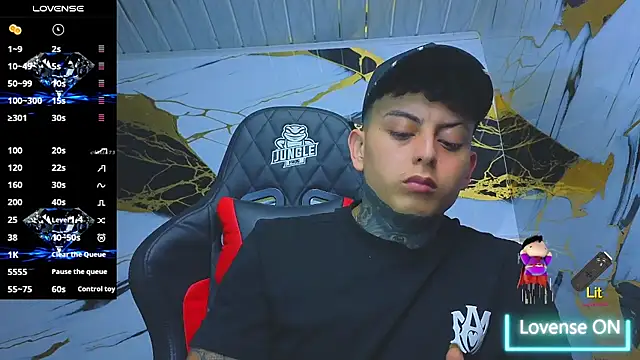 Kevin22 222 online show from September 18, 4:25 am