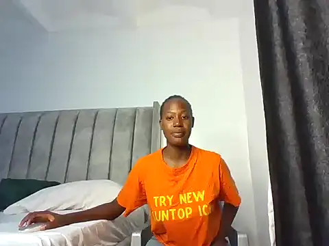 Snapshot of sweet_scovia1 chatting on December 6, 5:33 pm sweet scovia1 online show from December 6, 5:33 pm