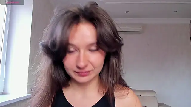 Lilith lutherlow online show from February 8, 1:11 pm