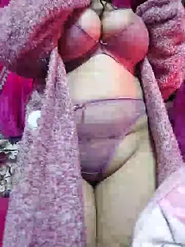 LoNa-daloua online show from February 9, 5:11 pm