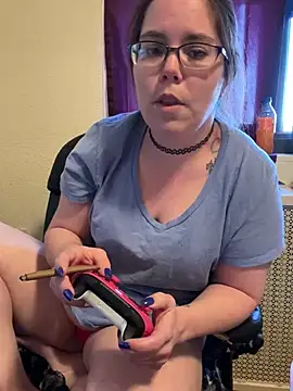 FreakNastyLacie online show from March 18, 9:43 pm