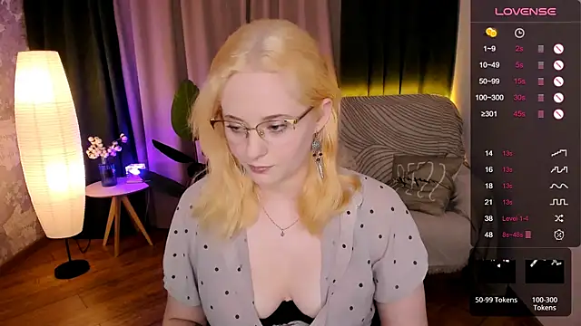 Aemilia  online show from January 25, 12:16 pm