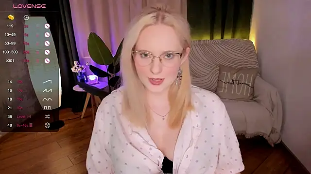 Aemilia  online show from February 16, 9:04 am