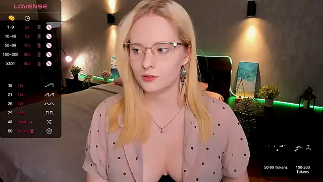 Aemilia  online show from March 22, 5:28 am