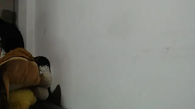 SWEETT CORY online show from February 12, 7:02 am