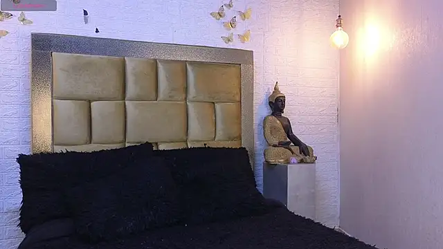 ximenawilliamss online show from November 2, 11:18 pm